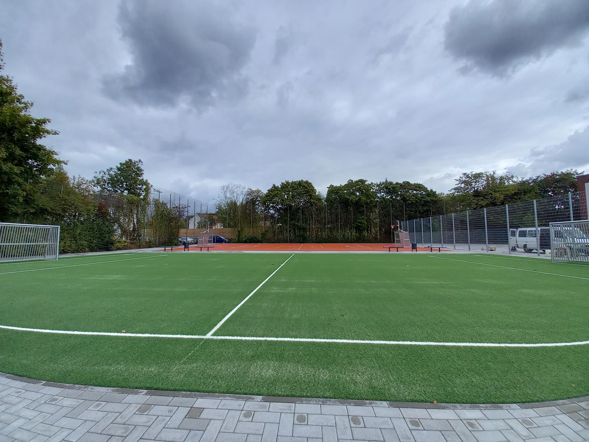 Außernsportanlage Gesamtschulde Gottfried-Wilhelm-Leibnitz