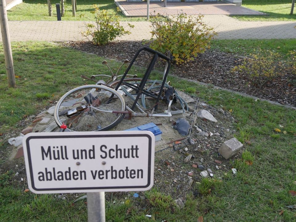 Tatort Wilde-Müllkippe - Abfalllernpfad