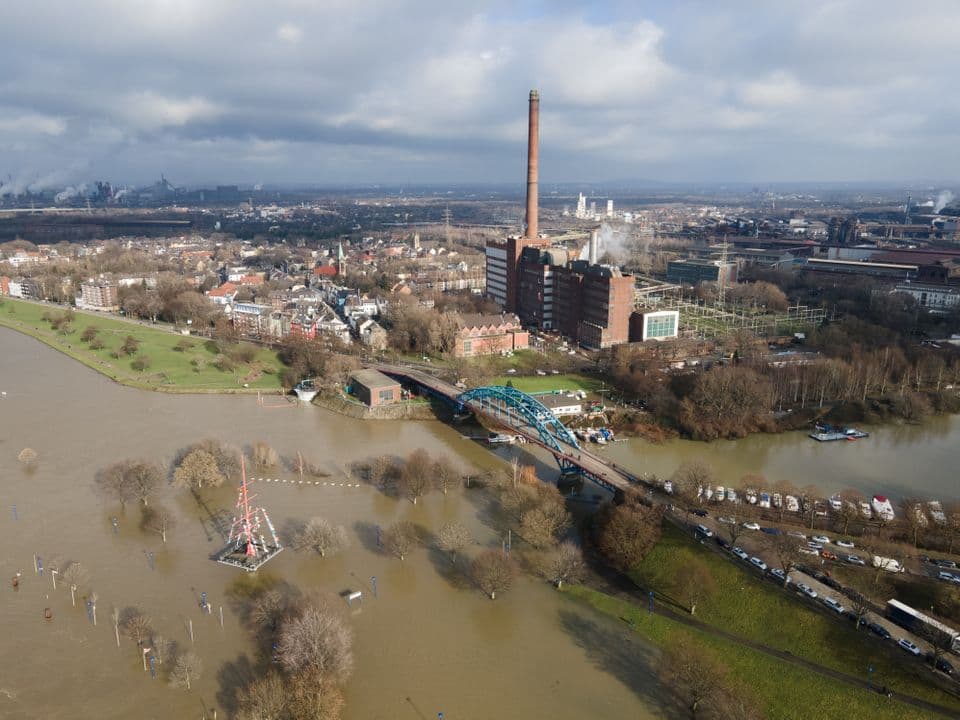 Hochwasser an der Mühlenweide Hochwasser an der Mühlenweide